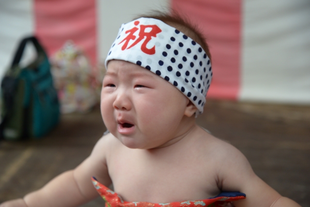赤ちゃん泣き相撲
